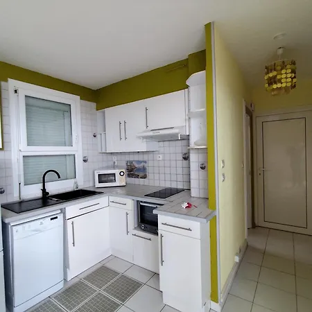 Apartment T2 En Front De - Separee -parking- Terrasse Couverte